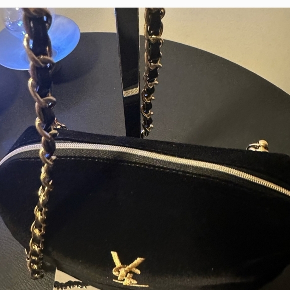 Yves Saint Laurent (YSL) crossbody or shoulder bag - Picture 3 of 9
